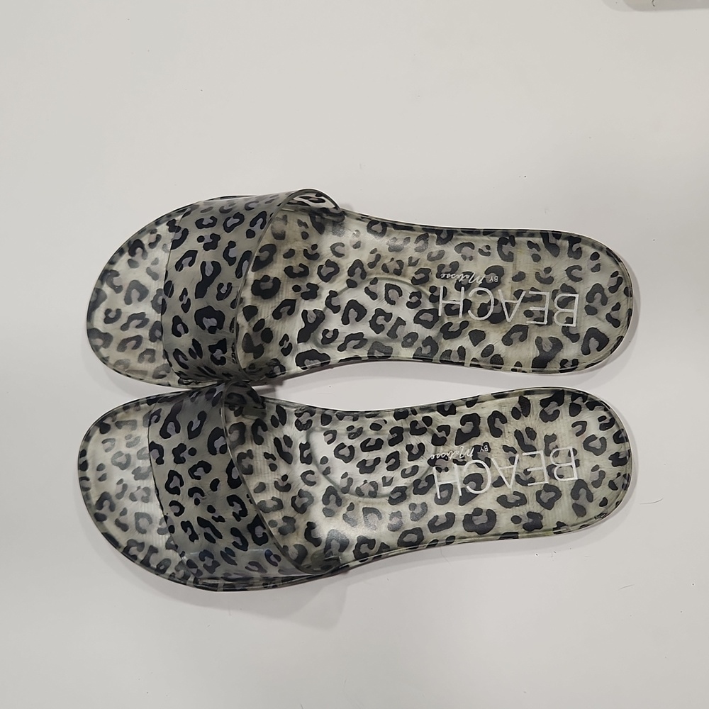 BEACH BY Matisse Animal Print Slide Sandals